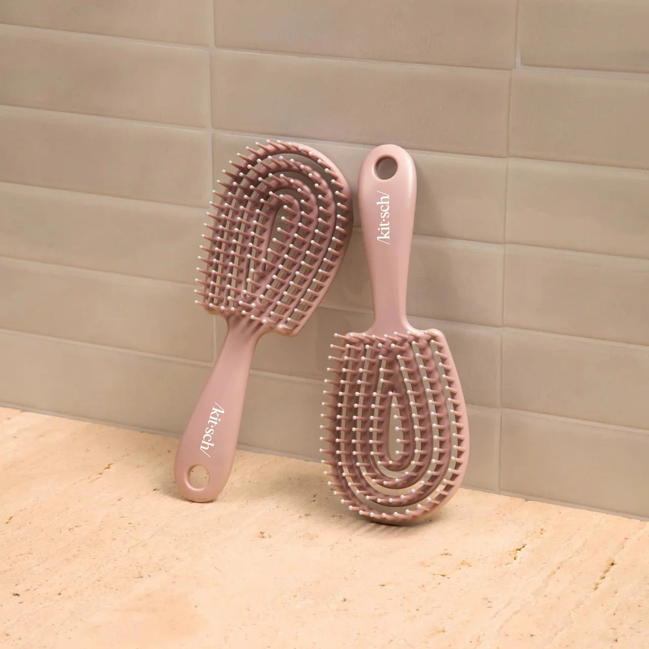 Kitsch Mini Detangling Flexi Brush - Terracotta - Image 2