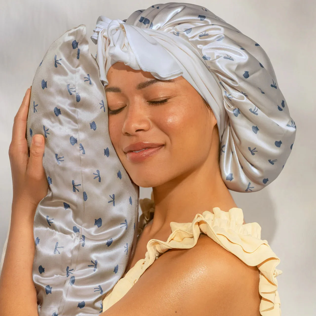Kitsch Satin Pillowcase - Pearlized Cream & Coastal Blue Print - Image 4