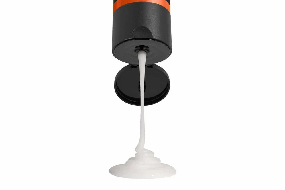 Matrix Mega Sleek Conditioner 300ml - Image 4