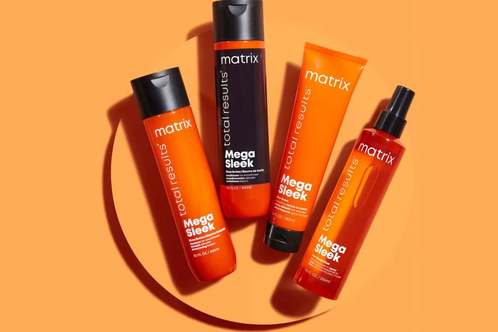 Matrix Mega Sleek Conditioner 300ml - Image 8