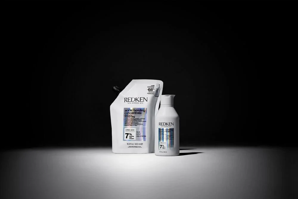 Redken Acidic Bonding Concentrate Shampoo Refill Pouch 500ml - Image 2