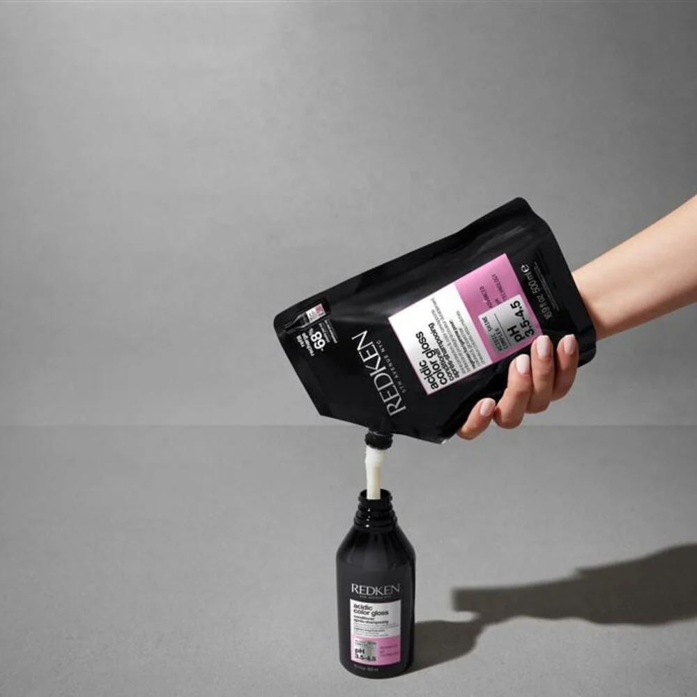 Redken Acidic Color Gloss Conditioner Refill Pouch 500ml - Image 2