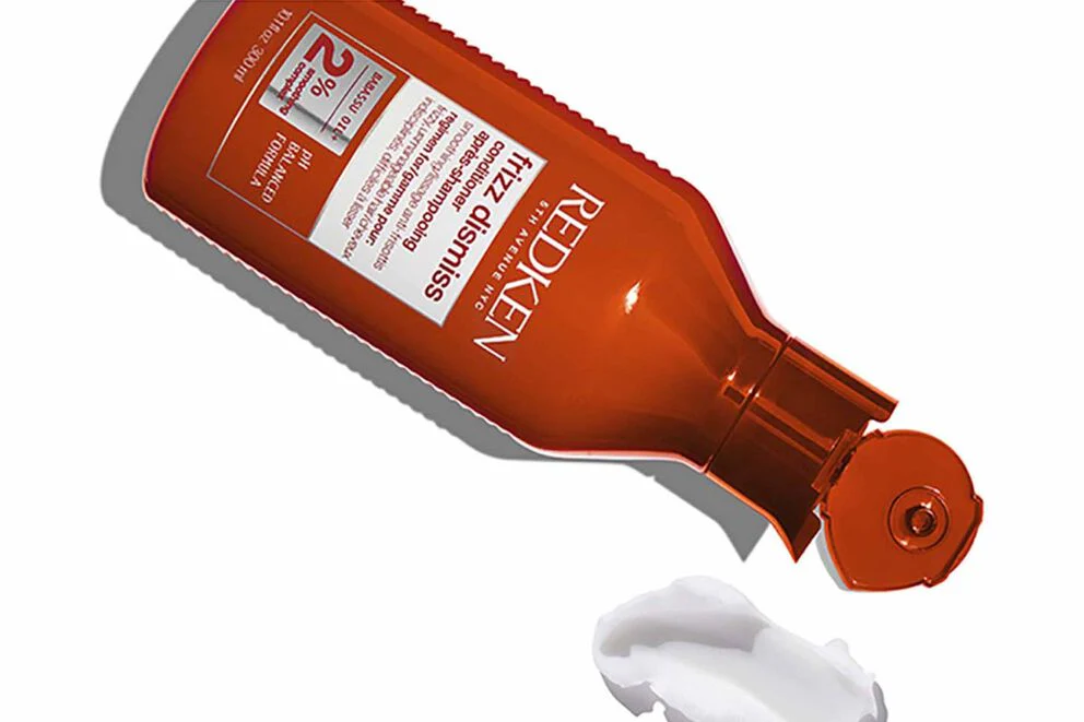 Redken Frizz Dismiss Sodium Chloride-Free Conditioner 300ml - Image 2